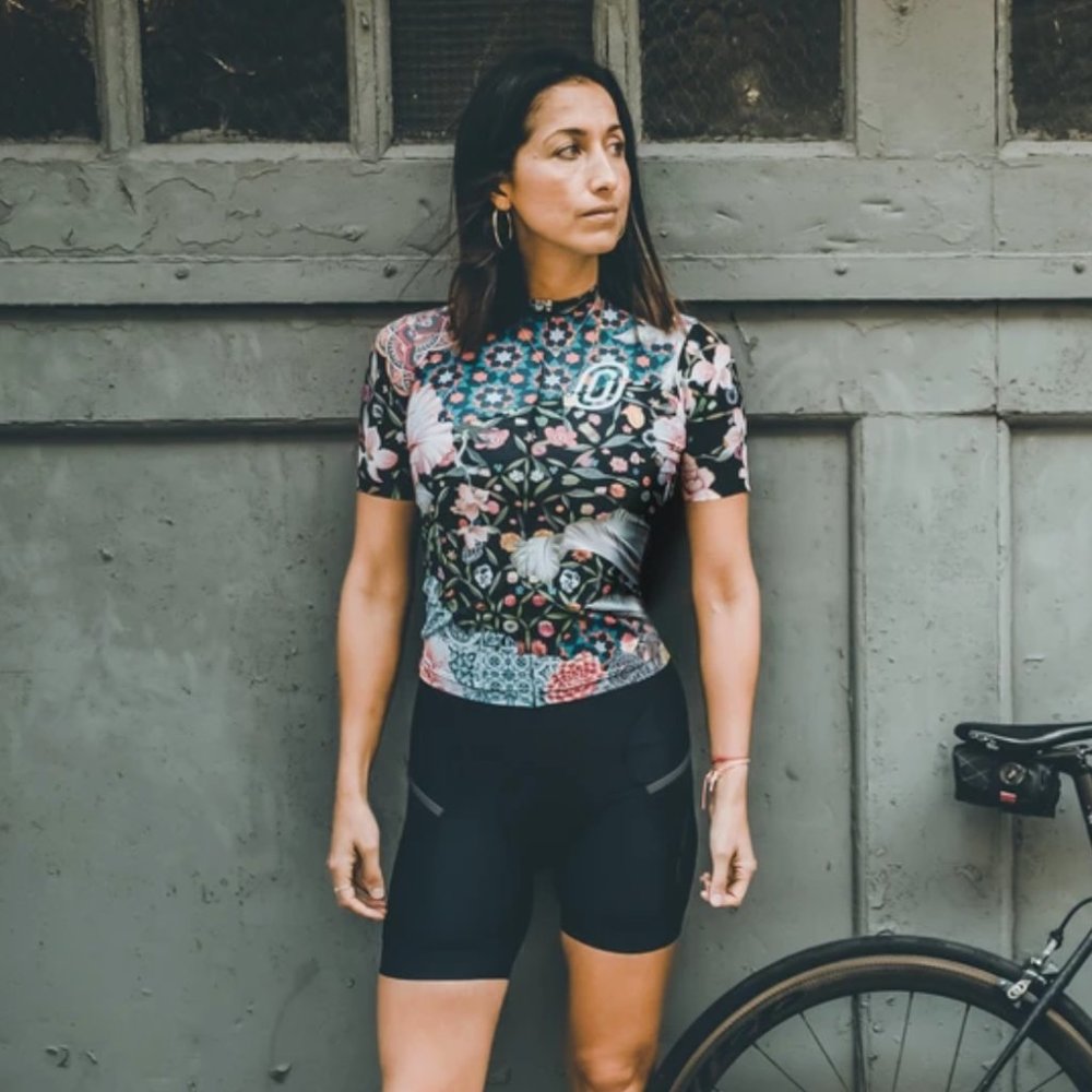 Ostroy • Omloop Cycling Jersey in Black (XS)